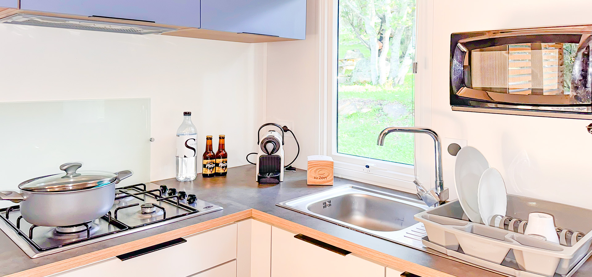 Camping la vetta location MH confort 2CH cuisine plan de travail